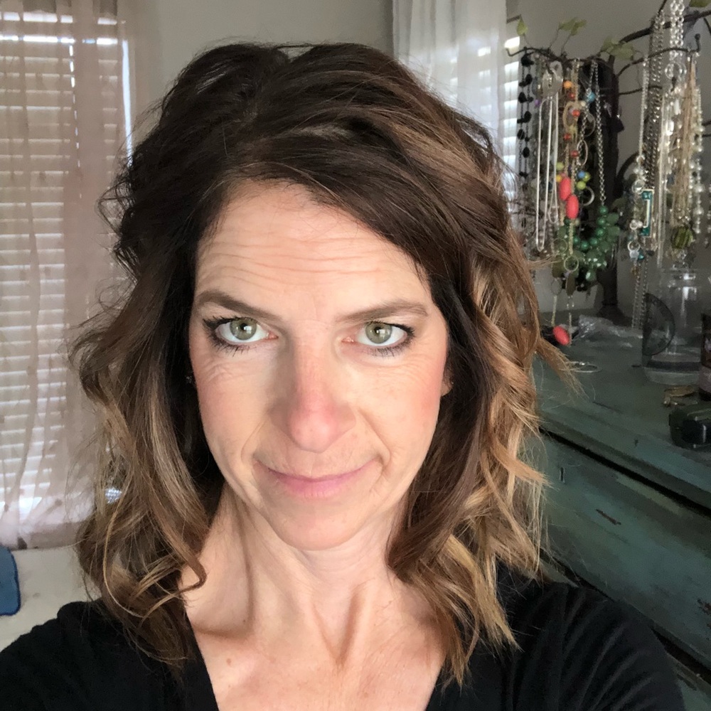 Meet your Posher, Carrie